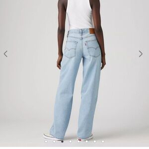 Levi's Women's Light Blue Jeans Baggy Dad